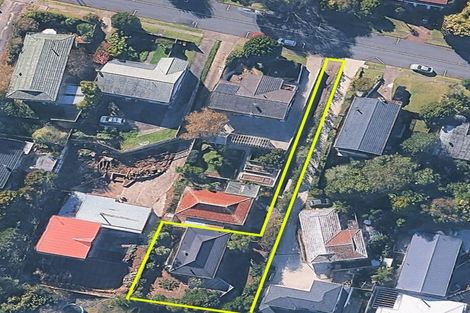 Photo of property in 2/92 Sartors Avenue, Browns Bay, Auckland, 0630