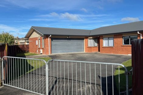 Photo of property in 19 Corsair Place, Melville, Hamilton, 3206