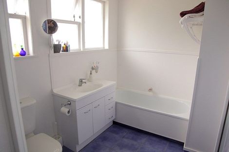 Photo of property in 44 Sarah Street, Waikawa Beach, Levin, 5573