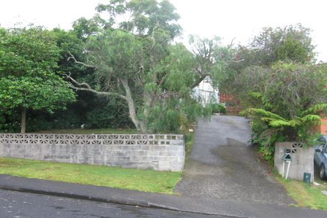 Photo of property in 9 Finn Place, Totara Vale, Auckland, 0629