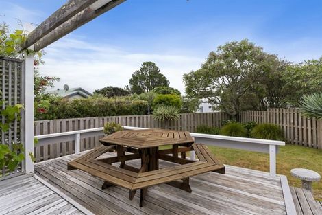 Photo of property in 5 Courtney Close, Pauanui, Hikuai, 3579