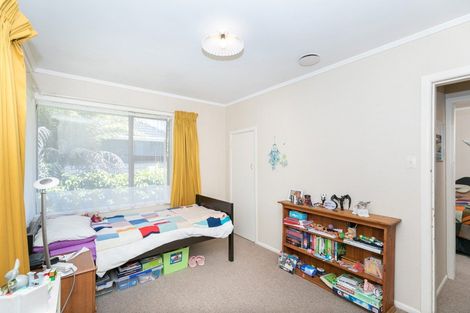 Photo of property in 56 Braid Road, St Andrews, Hamilton, 3200
