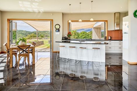 Photo of property in 102 Kuku East Road, Kuku, Levin, 5570