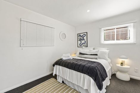 Photo of property in 36 Derwent Street, Island Bay, Wellington, 6023