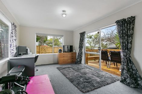 Photo of property in 1/8 Beldon Place, Pakuranga Heights, Auckland, 2010
