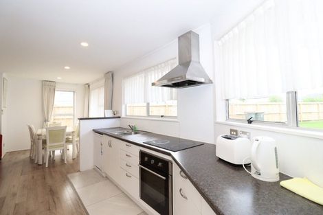 Photo of property in 16 Studfall Street, Pakuranga Heights, Auckland, 2010