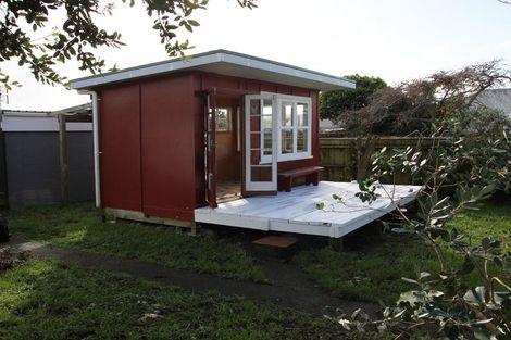 Photo of property in 238 Saint Aubyn Street, New Plymouth, 4310