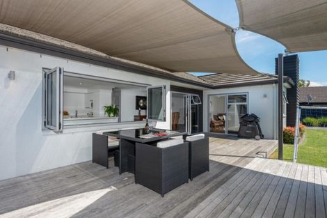 Photo of property in 134 Oriental Parade, Papamoa Beach, Papamoa, 3118