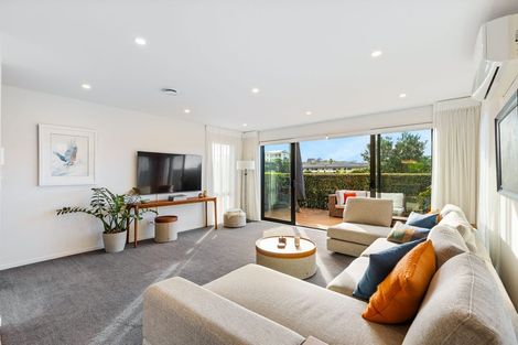 Photo of property in 66 Arran Point Parade, Orewa, 0931
