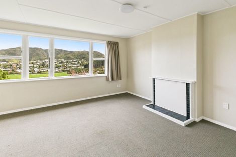 Photo of property in 42 Victory Avenue, Karori, Wellington, 6012