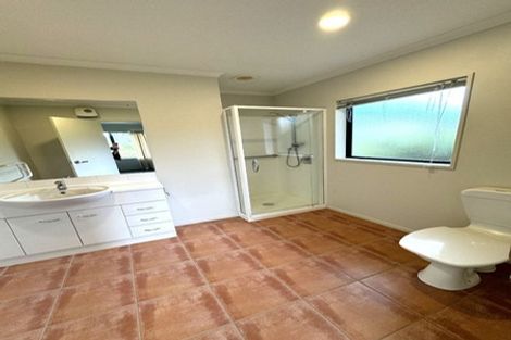 Photo of property in 7 Luna Place, Henderson, Auckland, 0612