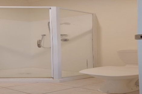 Photo of property in 10 Rosandich Drive, Sunnyvale, Auckland, 0612