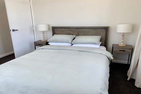 Photo of property in 154 Marine Parade, New Brighton, Christchurch, 8083