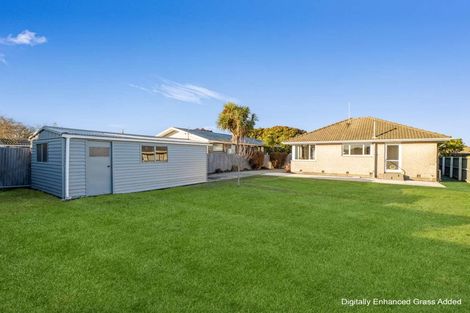 Photo of property in 19 Glenora Place, Hornby, Christchurch, 8042