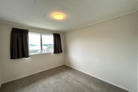 Photo of property in 2/127 Spinella Drive, Bayview, Auckland, 0629