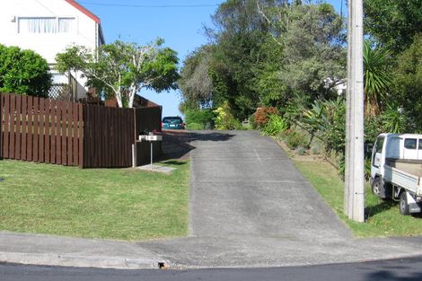 Photo of property in 1/22 Salem Place, Torbay, Auckland, 0630