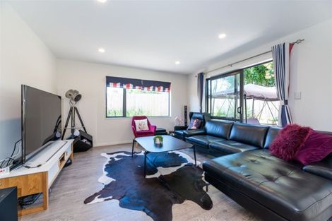 Photo of property in 14 Kotuku Street, Te Atatu Peninsula, Auckland, 0610