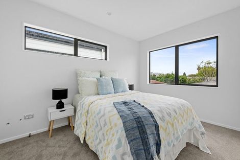 Photo of property in 70b Cargill Street, Papakura, 2110