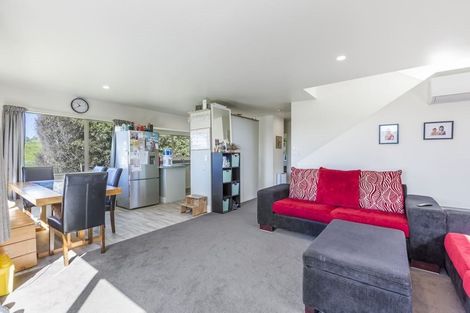 Photo of property in 14 Greenview Lane, Red Beach, 0932