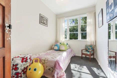 Photo of property in 4 Humphries Street, Greytown, 5712