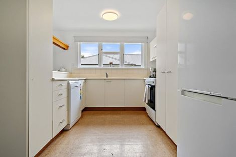 Photo of property in 1/180 Avonhead Road, Avonhead, Christchurch, 8042