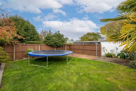 Photo of property in 8 Torquay Place, Bryndwr, Christchurch, 8053