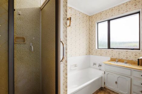 Photo of property in 2/14 Nathan Street, Tawa, Wellington, 5028