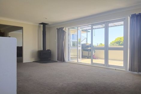 Photo of property in 79 Tirimoana Road, Te Atatu South, Auckland, 0602