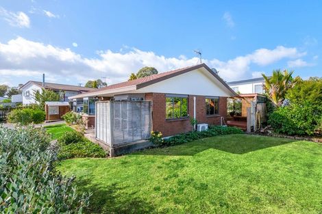 Photo of property in 25 Cromwell Drive, Fitzroy, Hamilton, 3206