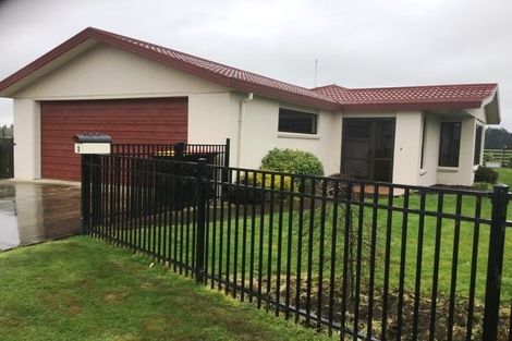 Photo of property in 8 Daley Place, Winton, 9720