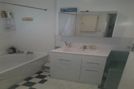 Photo of property in 17 Saint Clair Street, Takapau, 4203