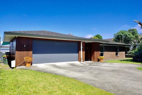 Photo of property in 101 Glenmore Road, Sunnyhills, Auckland, 2010