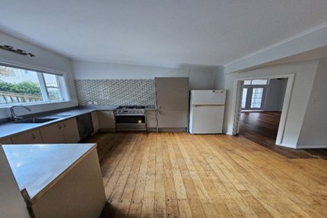 Photo of property in 20 Lindum Terrace, Roseneath, Wellington, 6011