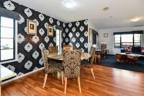 Photo of property in 51 Rathmar Drive, Manurewa, Auckland, 2105