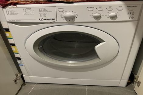 Photo of property in Queen's Residences, 1403/8 Airedale Street, Auckland Central, Auckland, 1010