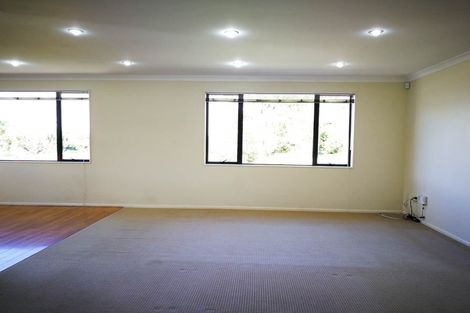 Photo of property in 2/25 Keldale Place, Forrest Hill, Auckland, 0620