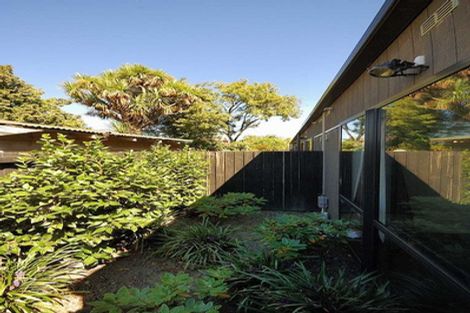 Photo of property in 20/10 North Avon Road, Richmond, Christchurch, 8013