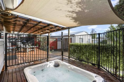 Photo of property in 78 Pohutukawa Drive, Pukete, Hamilton, 3200
