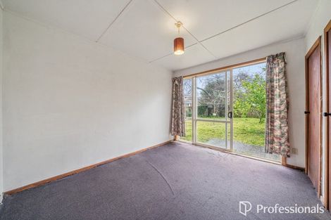 Photo of property in 35 Farmer Crescent, Taita, Lower Hutt, 5011