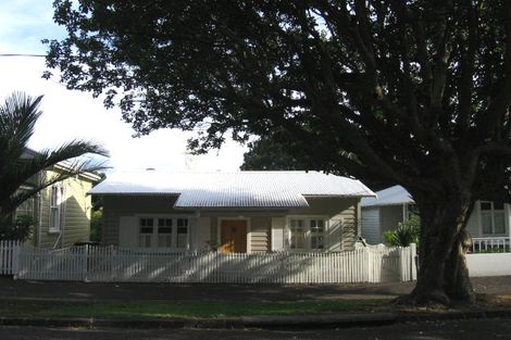 Photo of property in 17 Alberon Street, Parnell, Auckland, 1052