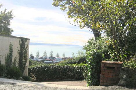 Photo of property in 1a Chilton Road, Hospital Hill, Napier, 4110