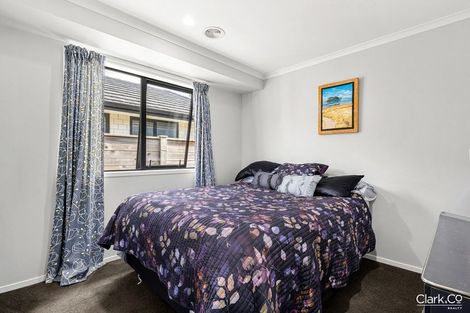 Photo of property in 9 Tide Lane, Whitby, Porirua, 5024
