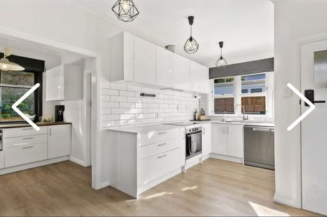 Photo of property in 51 Jackson Street, Island Bay, Wellington, 6023