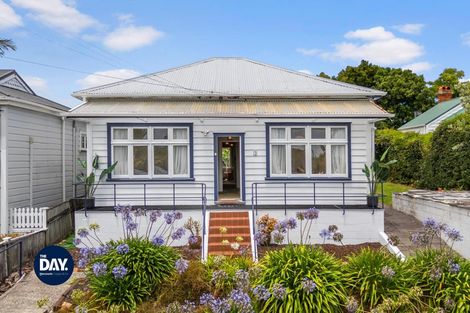 Photo of property in 3 Saint Leonards Road, Devonport, Auckland, 0624