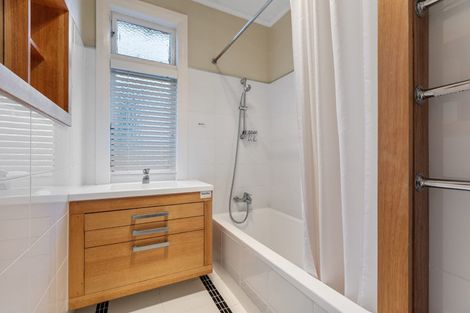 Photo of property in 30b Church Street, Gate Pa, Tauranga, 3112