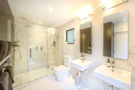 Photo of property in 19 Marae Road, Greenhithe, Auckland, 0632