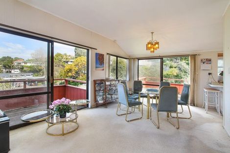 Photo of property in 1/84 Beach Road, Castor Bay, Auckland, 0620