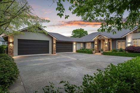 Photo of property in 7 Westall Lane, Avonhead, Christchurch, 8042
