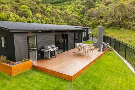 Photo of property in 7 Margaret Mahy Drive, Blue Mountains, Upper Hutt, 5371