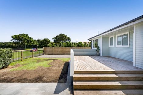 Photo of property in 35 Dorset Street, Opunake, 4616